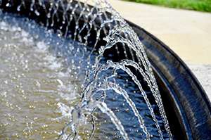 Five Sizing Considerations When Choosing a Pump for Your Water Feature