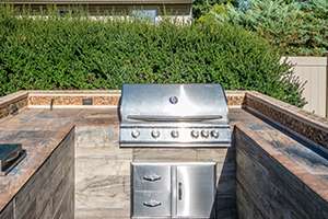 How to Create Your Dream Outdoor Kitchen on a Budget